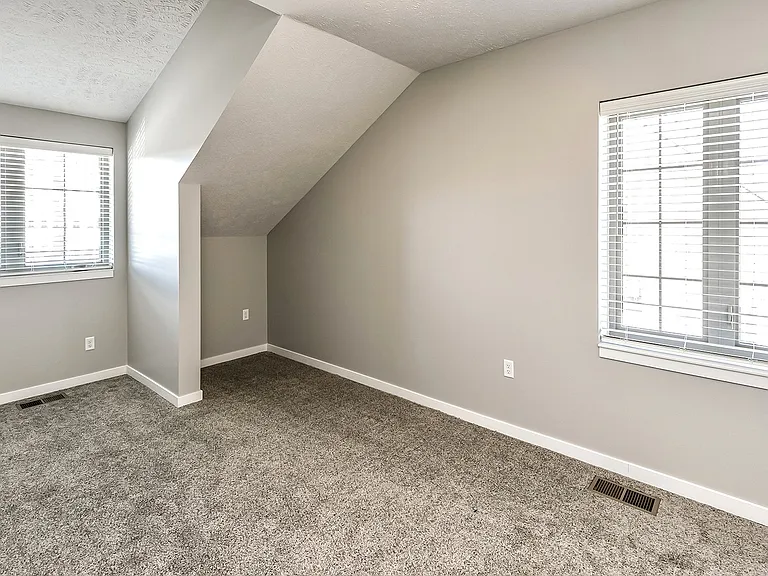 Deerfield Apartments & Chateaus — Photo 47