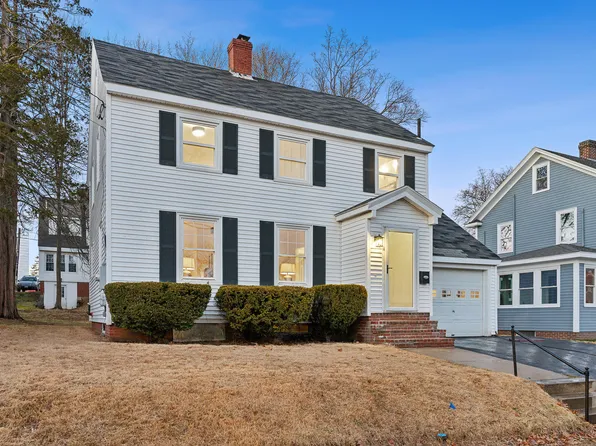11 Chamberlain Avenue, Portland, ME 04101