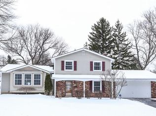 70 Crandon Way, Rochester, NY 14618