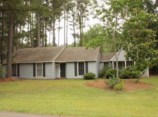 206 E Lake Dr, Brandon, MS 39047