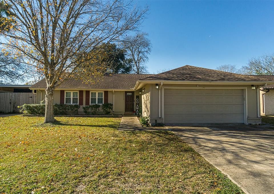 1st image of 16922 Stardale Lane