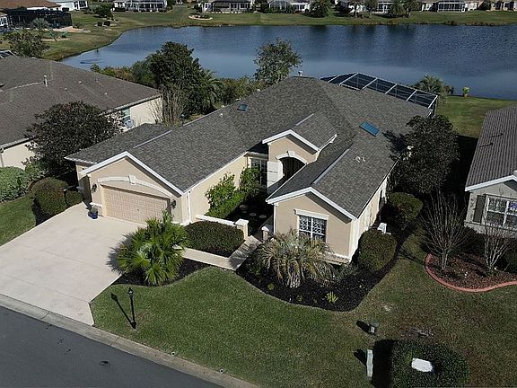 2nd image of 9395 SE 125th St