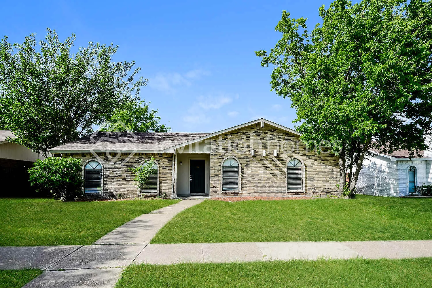 3409 Livingston Ln Carrollton, TX 75007 — Photo 1