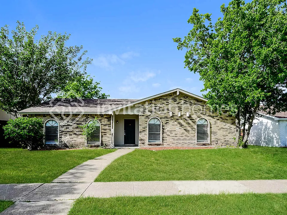 3409 Livingston Ln