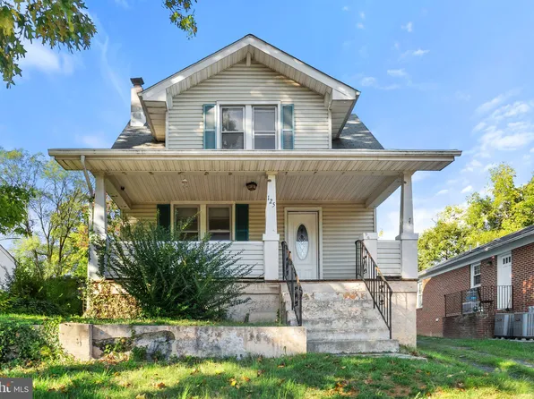 125 W 11th St, Front Royal, VA 22630