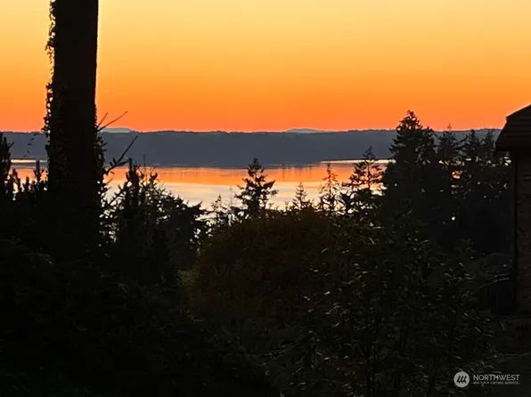 3017 Shawnee Drive NW, Gig Harbor, WA 98335