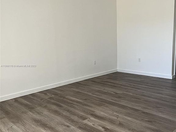 5th image of 8445 Sheraton Dr