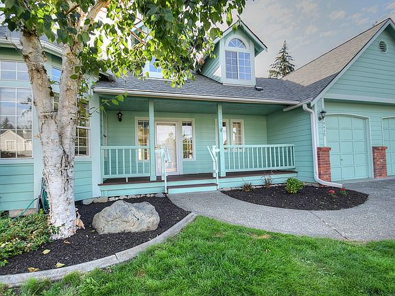 4th image of 19420 106th Avenue Ct E