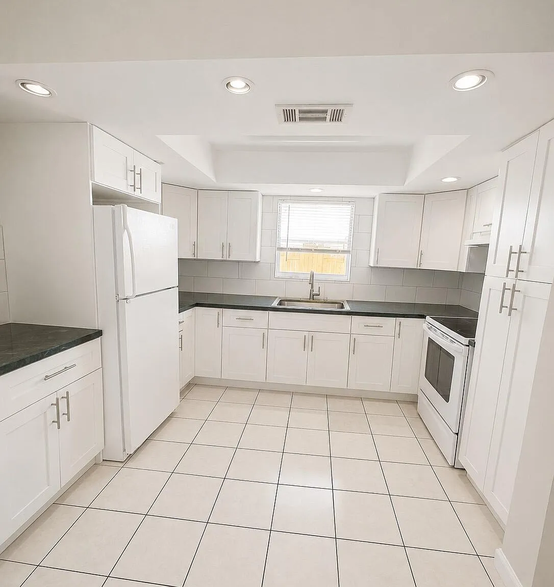 3 bed, 2.5 bath, 1780 sqft, $3,400 — Photo 4
