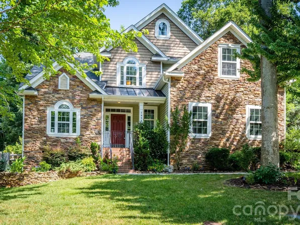 7933 Sally Clark Dr, Denver, NC 28037