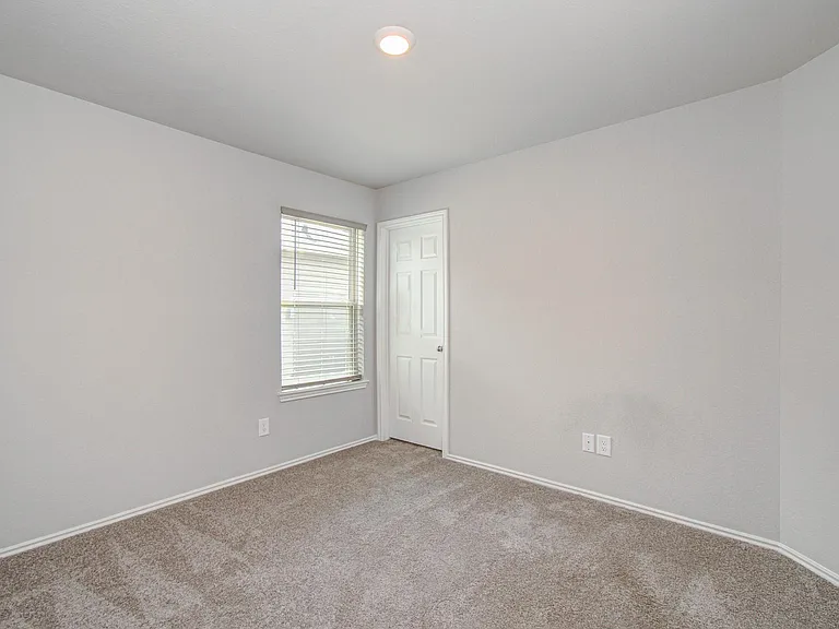 2030 Brixham Bluff Ln — Photo 24