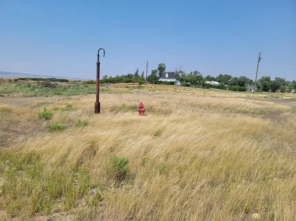 5 1st St NW, Kevin, MT 59454