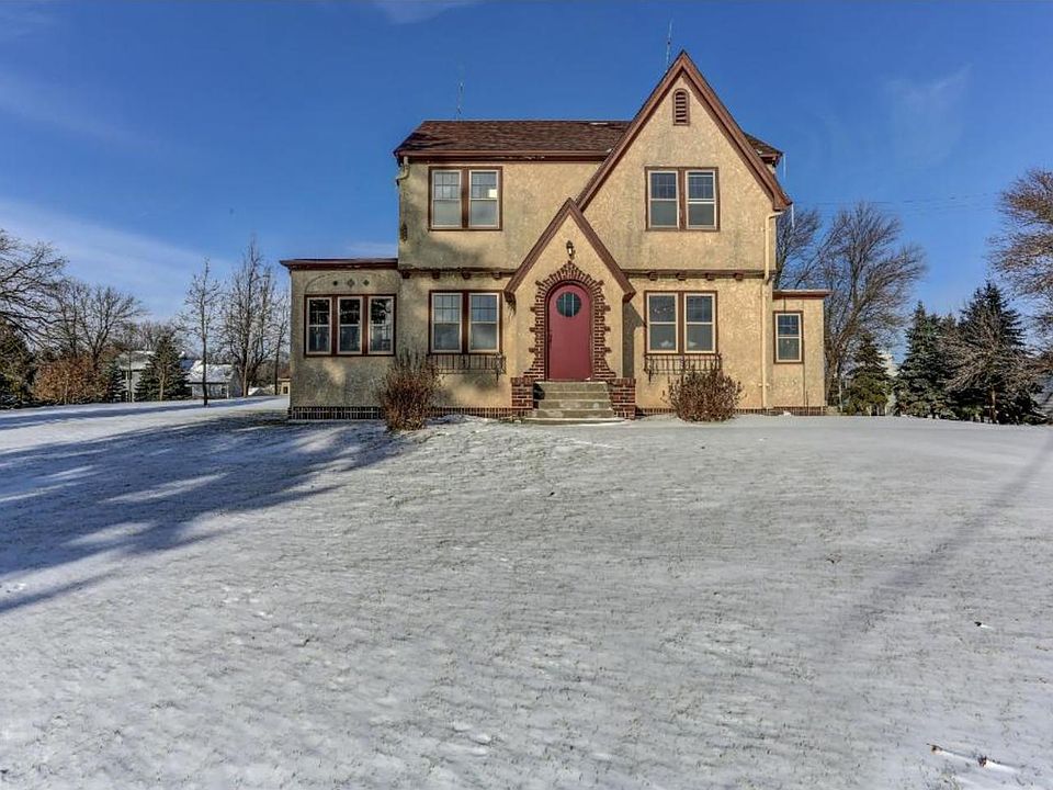 1st image of 840 Victoria Dr