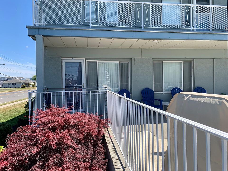 1st image of 3313 Bay Ave APT 10