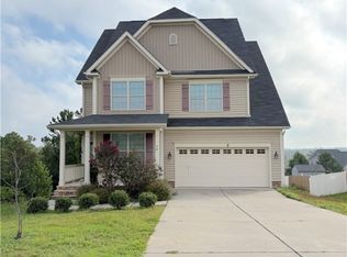 74 Torrington Rdg, Cameron, NC 28326