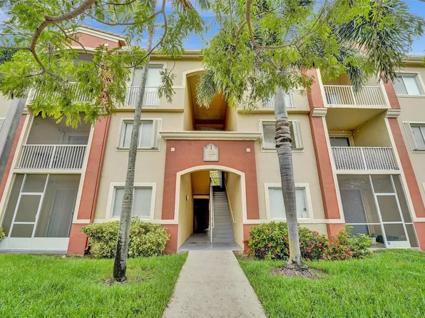7085 Nova Dr 203, Davie, FL 33317