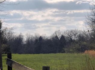 8304 Dawson Hill Rd, Louisville, KY 40299