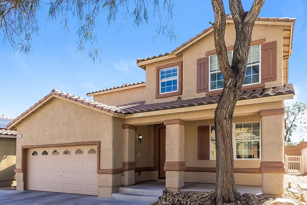4 bed, 2.0 bath, 1847 sqft, $2,020 — Photo 4