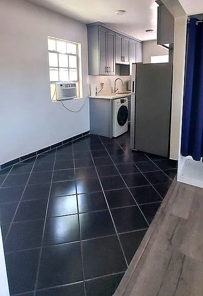 1053 S Stanley Ave #2 — Photo 7