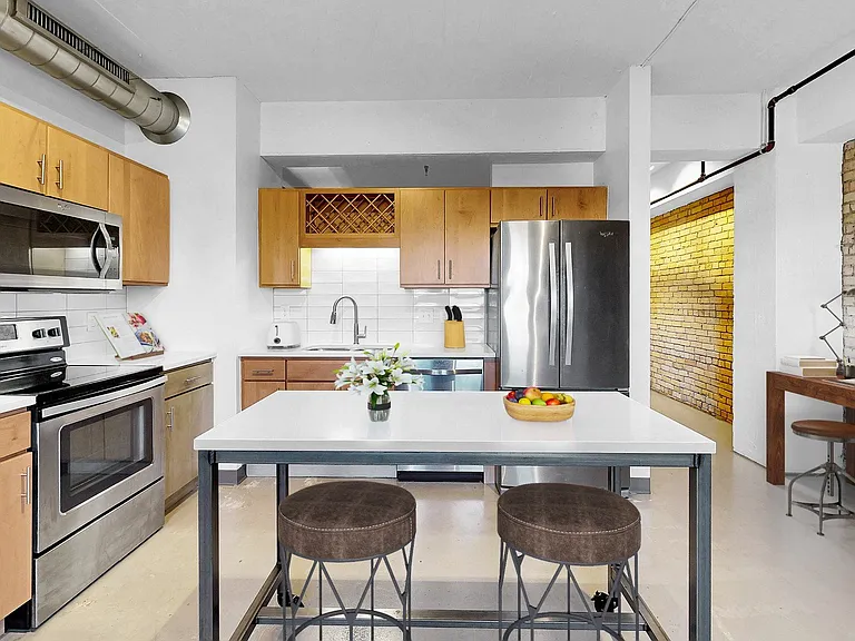 LOFTS - McLeod| 1 Bedroom