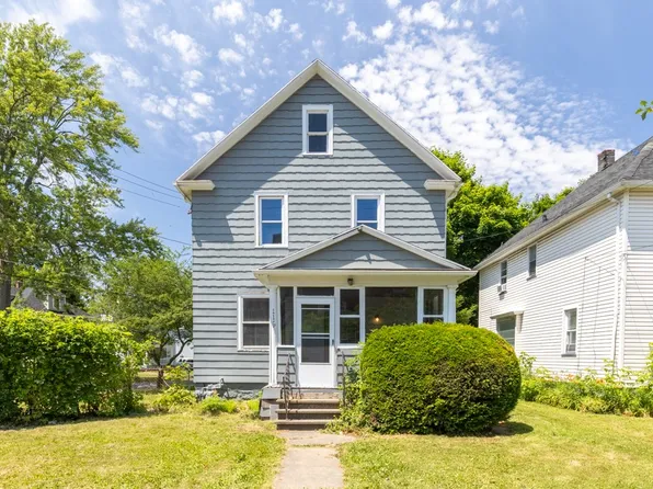 116 Farragut St, Rochester, NY 14611