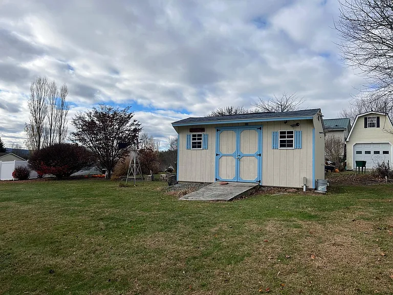 7 Rose Mary Dr — Photo 4