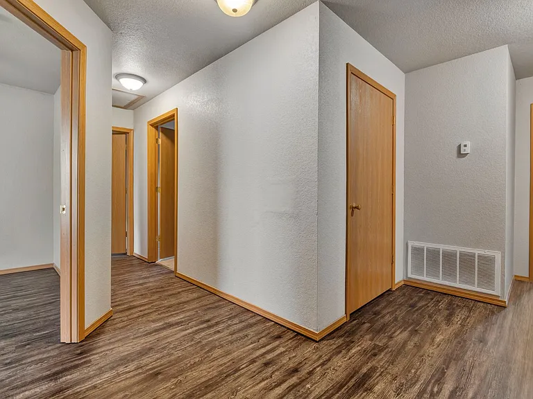 2939 W Scottswood Pl — Photo 11