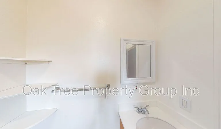 884 32nd St #884 — Photo 8