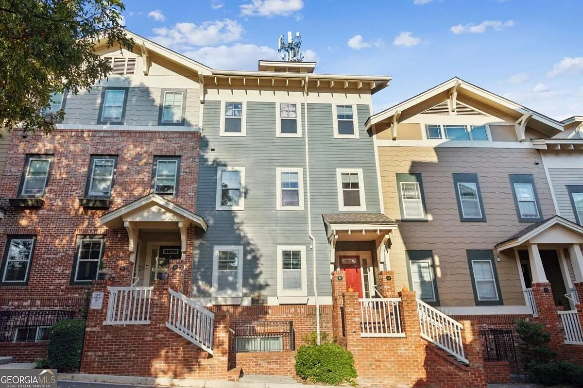 3 bed, 2.5 bath, 1871 sqft, $2,950 — Photo 1