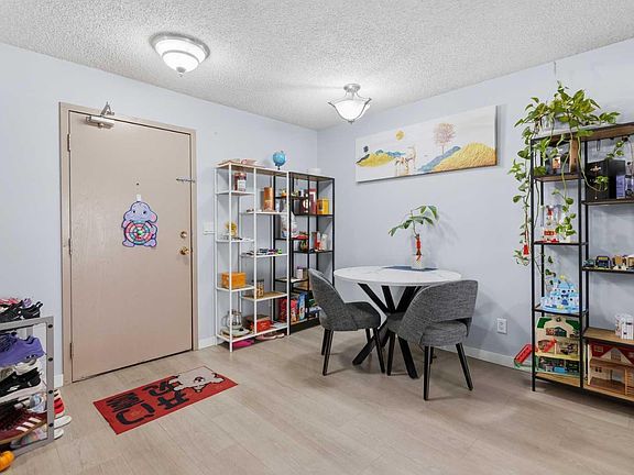 3rd image of 3911 1st St NE #7