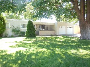 2018 Moon St NE, Albuquerque, NM 87112
