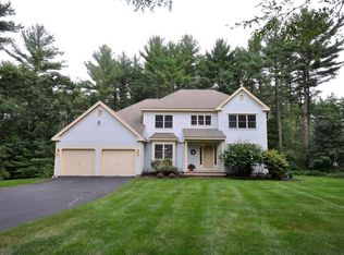 136 Coolidge Farm Rd, Boxboro, MA 01719