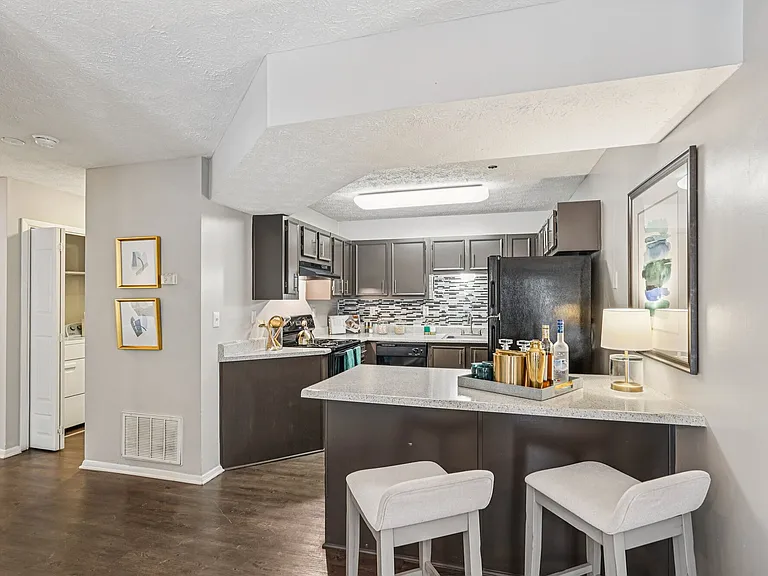 Birch Landing Apartments — Photo 72