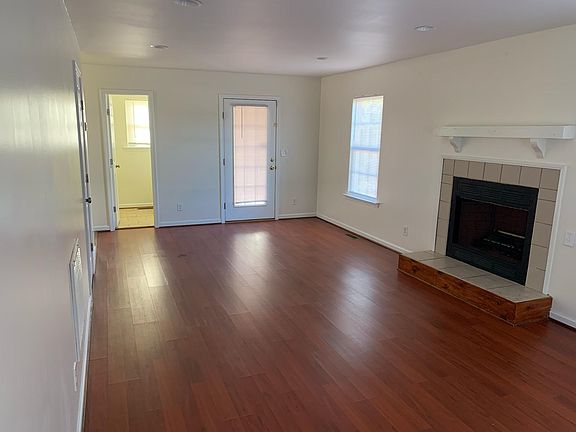 2nd image of 130 Lori Dr