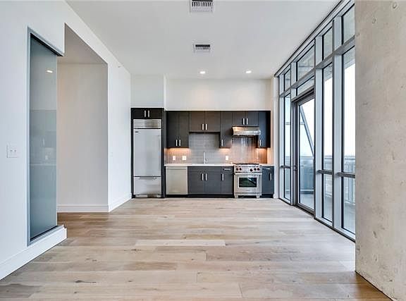 3rd image of 222 West Ave #3004