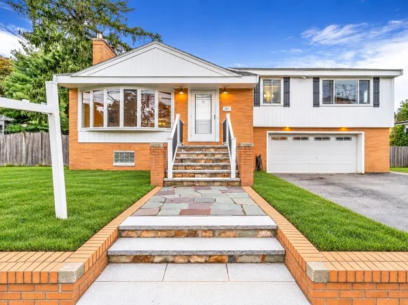 387 Lawrence Rd, Medford, MA 02155