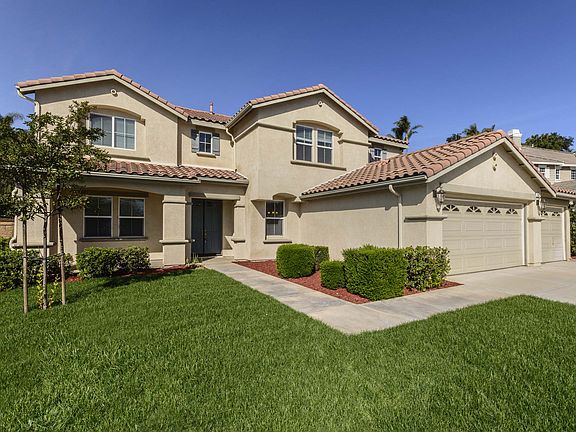3rd image of 2421 Lenai Cir