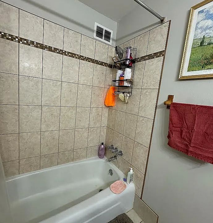 2nd image of 1651 N Farwell Ave #8bcde0d0e