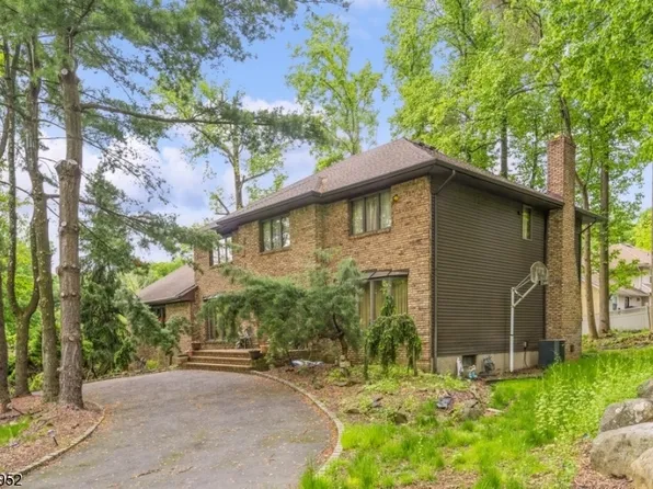 2 Concord Way, Parsippany-Troy Hills Twp., NJ 07950