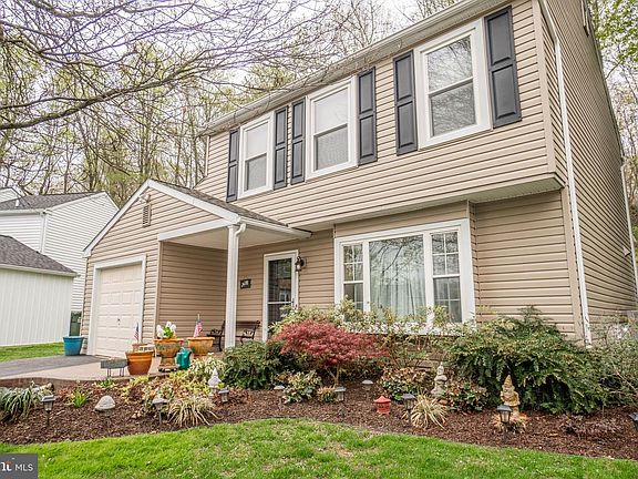 4th image of 1316 Spellman Dr