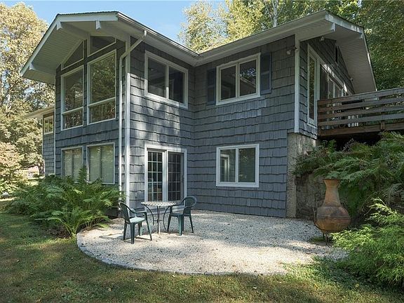 5th image of 19 Briarwood Ln