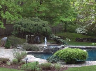 9 S Bedford Rd #9A, Pound Ridge, NY 10576