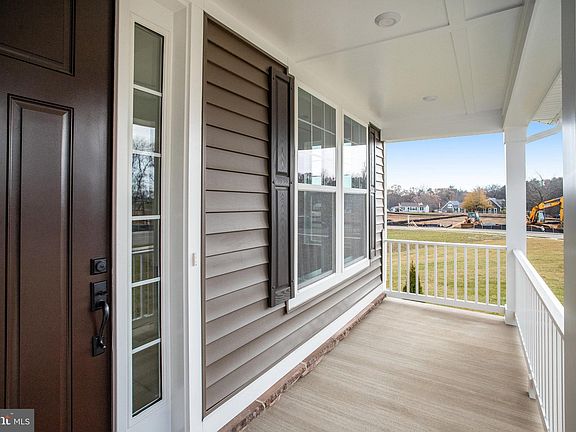 4th image of 216 Camwood Ct