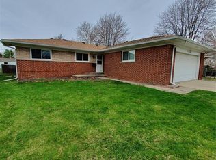 28327 Milton Ave, Warren, MI 48092