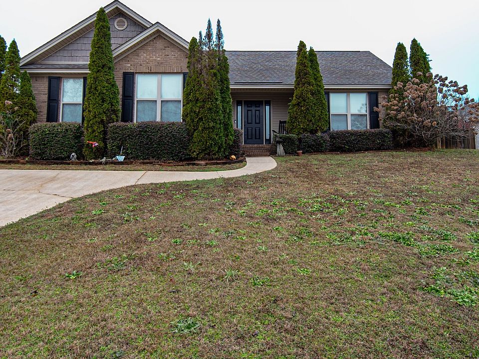 1st image of 371 Ridgeview Dr