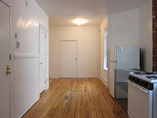 Rented by James Everett Lewis, LREB | media 32