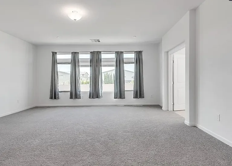 8541 S Pioneer Way — Photo 31