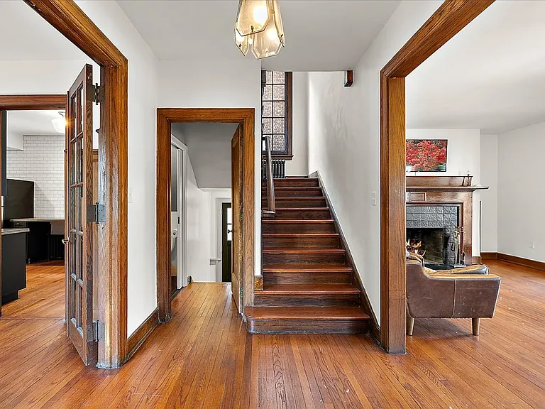 7433 Poe St — Photo 3