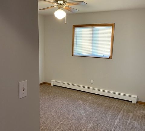 5th image of 109 Town Crest Dr #1E