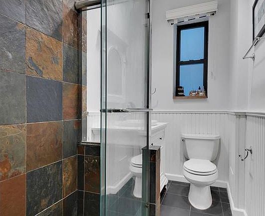 5th image of 340 W 19th St APT 3